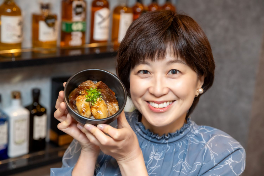自称「広島一、牡蠣が好きなアナウンサー」が選んだ、牡蠣＋コウネのハイブリッド丼、の巻