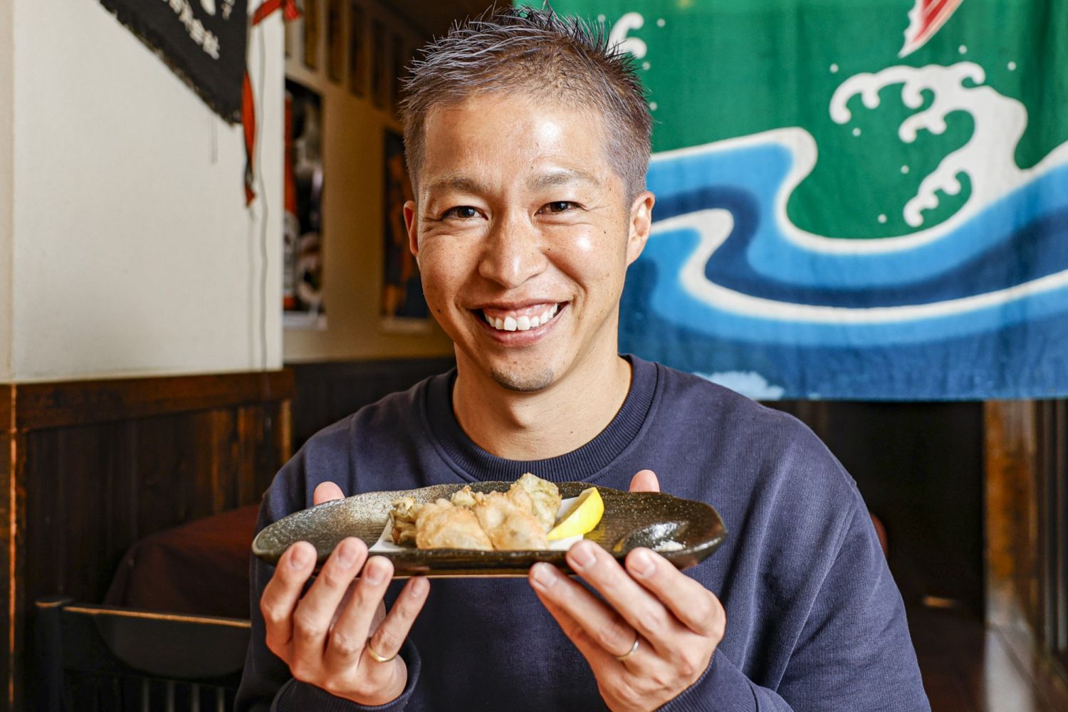 紫のレジェンドは酒に合う牡蠣料理がお好き、の巻