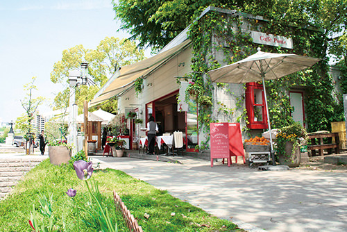 カフェ・ポンテ