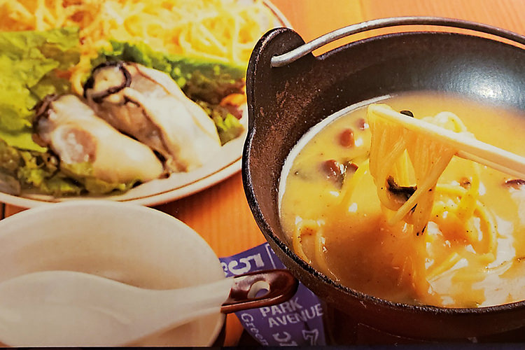 牡蠣のクリームつけパスタ 牡蠣ングダム 広島はしご牡蠣