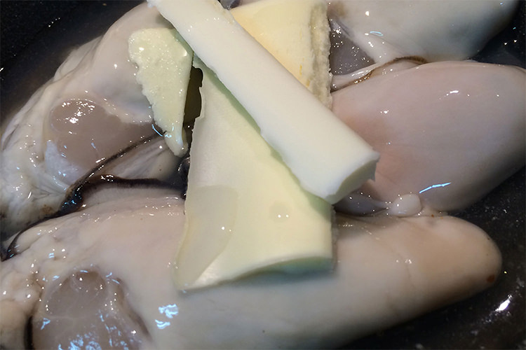 牡蠣のカルピスバター焼き 牡蠣ングダム 広島はしご牡蠣