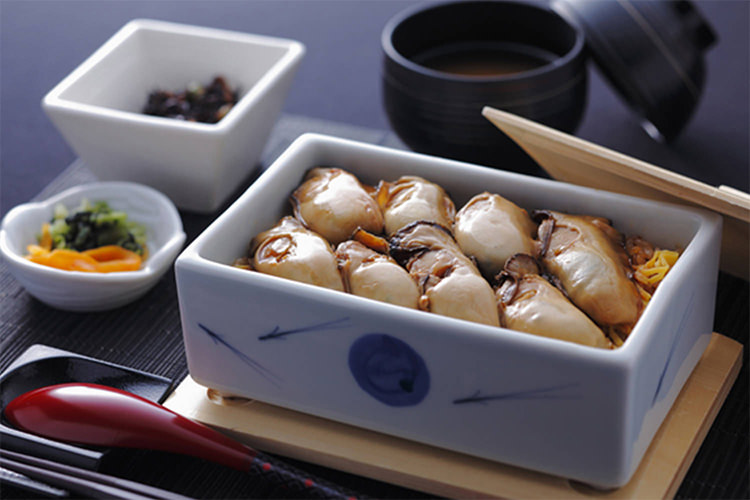 かきの陶箱飯 牡蠣ングダム 広島はしご牡蠣