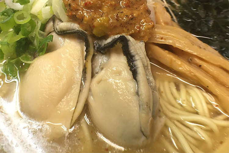 カキ藻塩レモン麺 牡蠣ングダム 広島はしご牡蠣