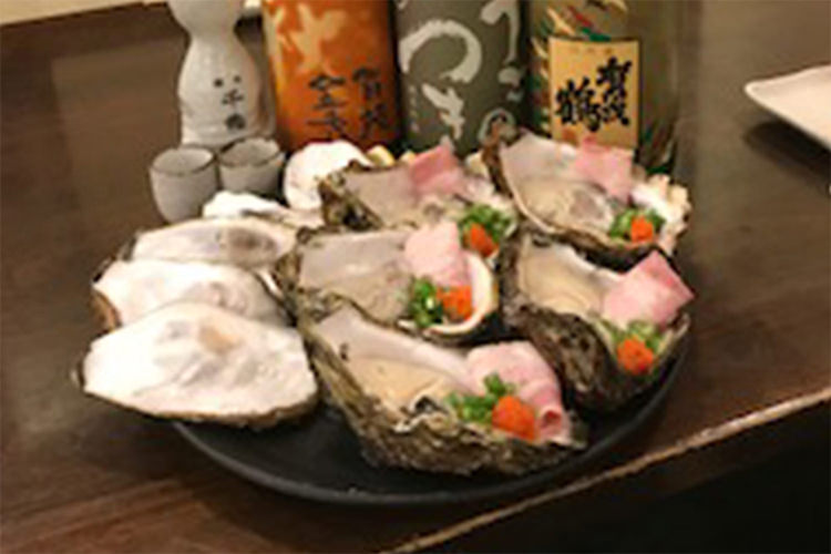 牡蠣のたたき 牡蠣ングダム 広島はしご牡蠣