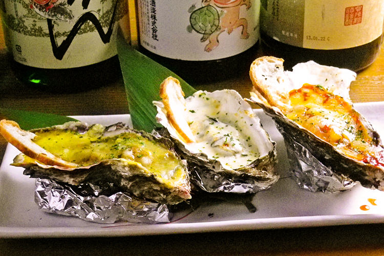 カキのオーブン焼き 牡蠣ングダム 広島はしご牡蠣