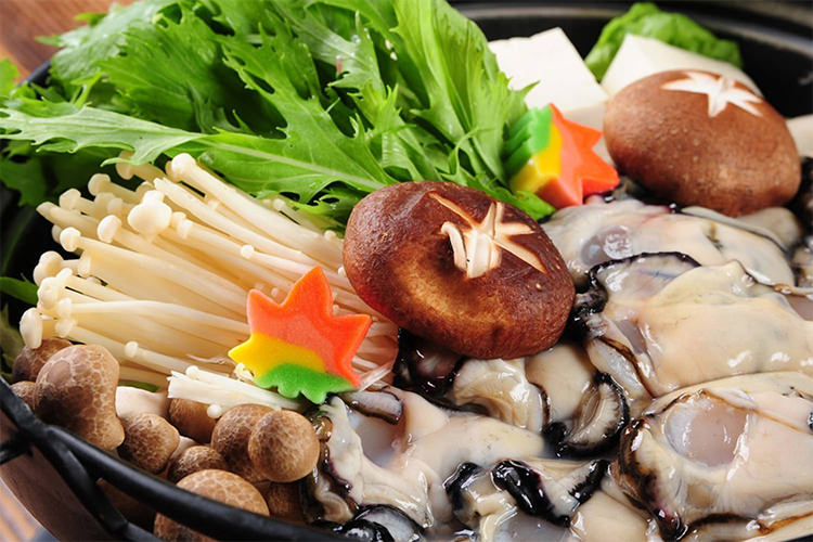 カキの土手焼き 牡蠣ングダム 広島はしご牡蠣