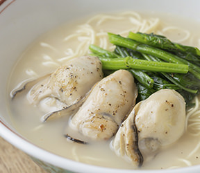 カキラーメン 牡蠣ングダム 広島はしご牡蠣