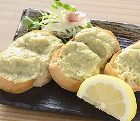 牡蠣のブルスケッタ 牡蠣ングダム 広島はしご牡蠣