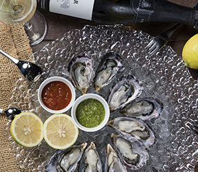 ストライプオイスター 牡蠣ングダム 広島はしご牡蠣