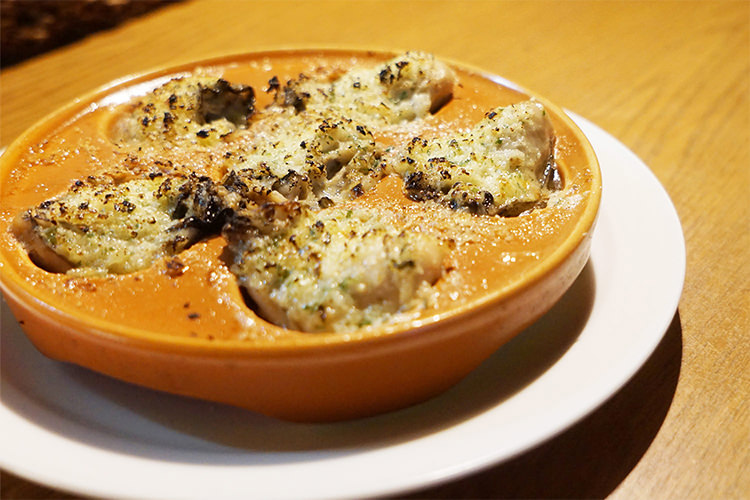 牡蠣のエスカルゴ風ガーリックバター焼き 牡蠣ングダム 広島はしご牡蠣