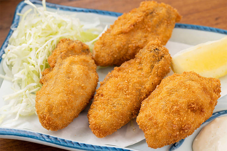カキフライ 牡蠣ングダム 広島はしご牡蠣