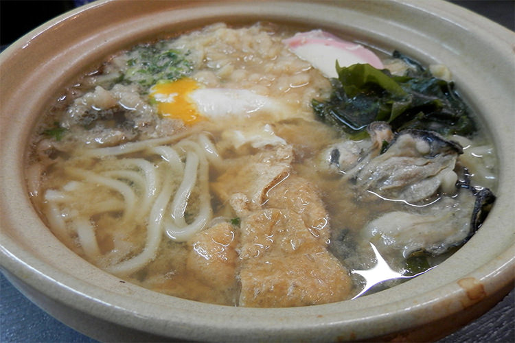 鍋焼みそ煮込カキうどん 牡蠣ングダム 広島はしご牡蠣
